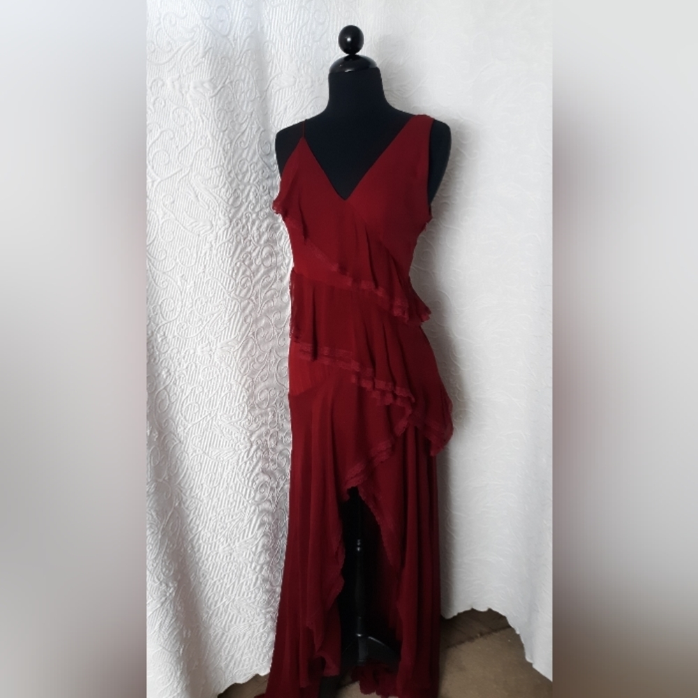 Alice + Olivia Burgundy Ruffle Midi Dress - Picture 7 of 9
